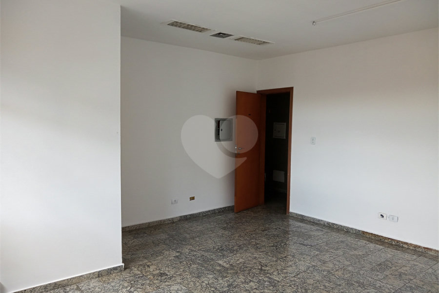 Prédio à venda em Santana, São Paulo, SP