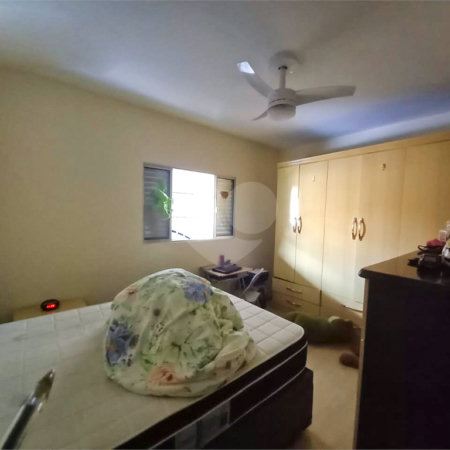 Casa terrea com 6 quartos, 2 vagas na Vila Brasilina