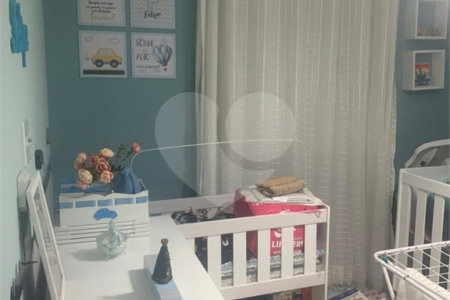 Apartamento à venda com 2 quartos em Jardim Itamarati, Poá, SP