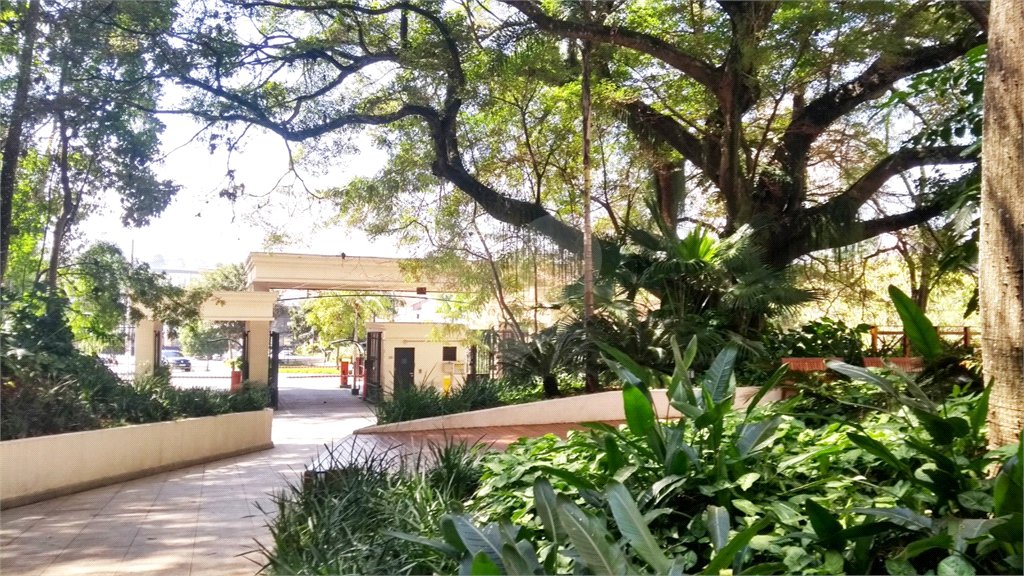Apartamento à venda com 3 suítes em Jardim Marajoara, São Paulo, SP