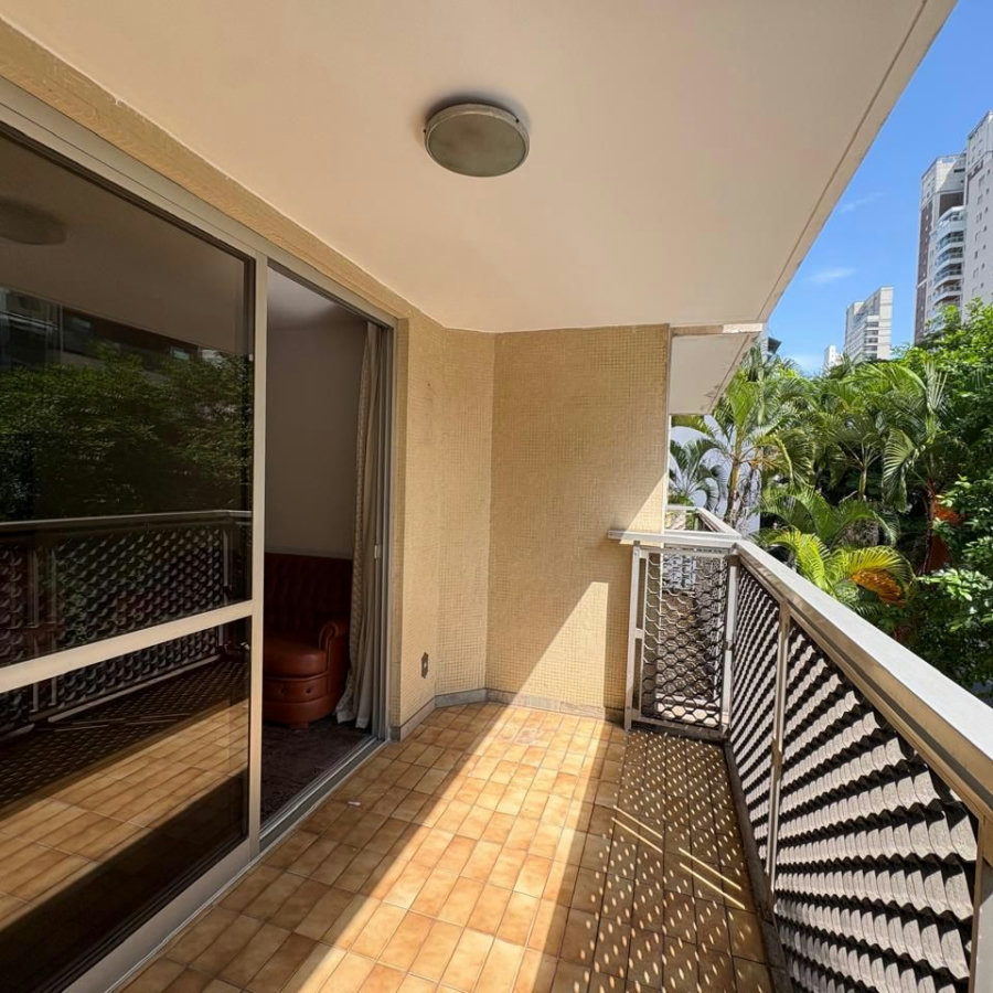 Apartamento com 3 dormitórios à venda, 135 m² por R$ 1.300.000,00 - Boqueirão - Santos/SP
