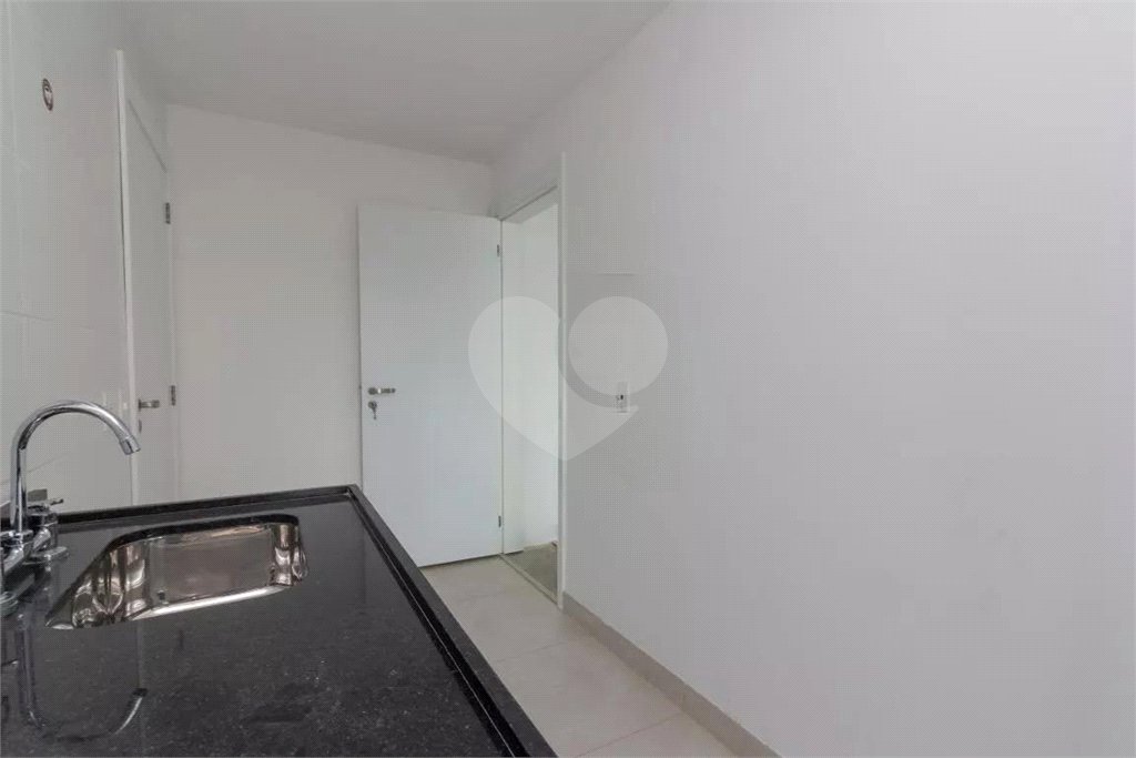 Apartamento à venda com 3 quartos, sendo 1 suíte, em Pinheiros, São Paulo, SP