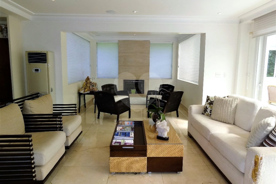 Casa à venda com 4 suítes no condomínio Residencial Jardim Itatinga, São Paulo - SP