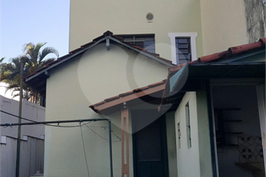 Sobrado à venda com 3 quartos em Horto Florestal, São Paulo, SP