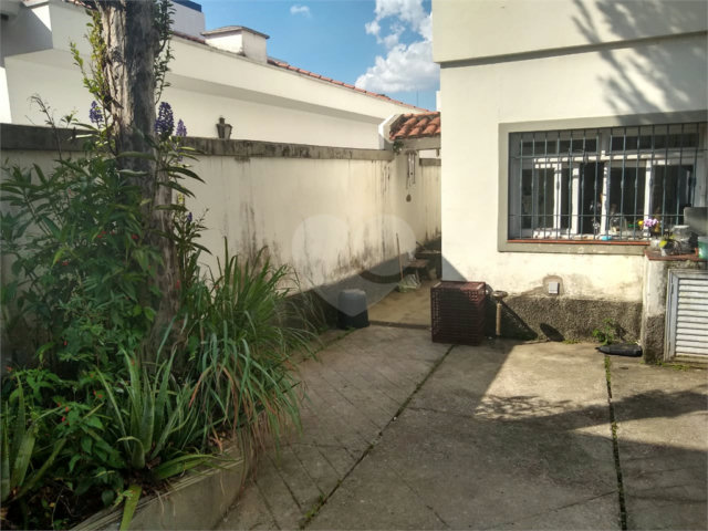 Sobrado à venda com 3 quartos, sendo 1 suíte,  em Chácara Santo Antônio, São Paulo, SP