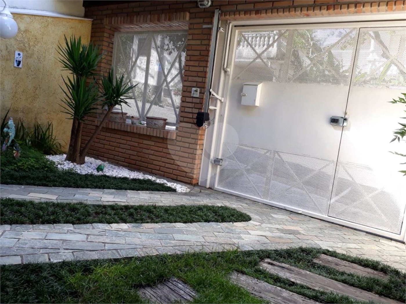 Sobrado à venda com 4 quartos, sendo 1 suíte,  em Rio Pequeno, São Paulo, SP
