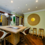 Casa à venda ou para alugar com 4 quartos, sendo 3 suítes,  no condomínio Da Serra, São Paulo - SP
