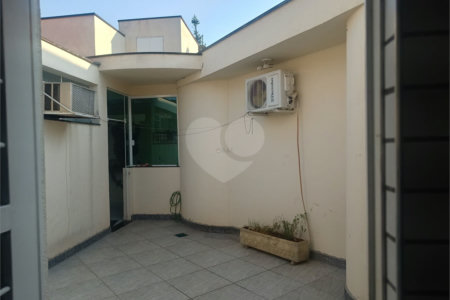 Casa Térrea à venda com 4 quartos, sendo 1 suíte, em Vila Trujillo, Sorocaba, SP