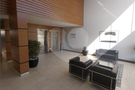 Apartamento à venda com 3 quartos, sendo 1 suíte, em Vila Rubens, Mogi das Cruzes, SP