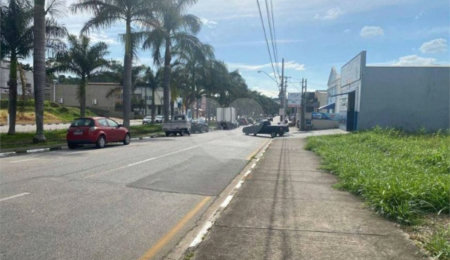 Terreno à venda no Centro, Vinhedo, SP