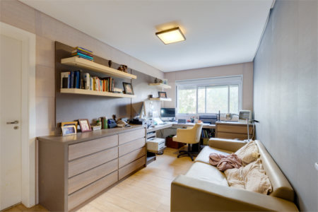 Apartamento à venda com 4 suítes em Jardim Marajoara, São Paulo, SP