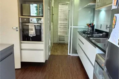 Casa à venda com 3 quartos, sendo 1 suíte,  no condomínio Townhouse Village Morumbi, São Paulo - SP