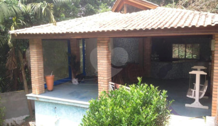 Sobrado à venda com 4 quartos, sendo 2 suítes,  em Serra da Cantareira, Mairiporã, SP