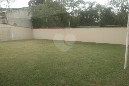 Chácara à venda com 4 suítes em Pirucaia, Mairiporã, SP
