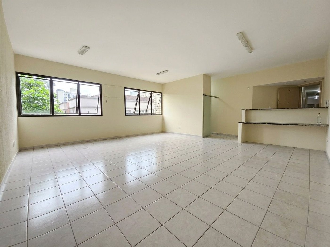 Andar Corporativo à venda, 48 m² por R$ 350.000,00 - Vila Matias - Santos/SP