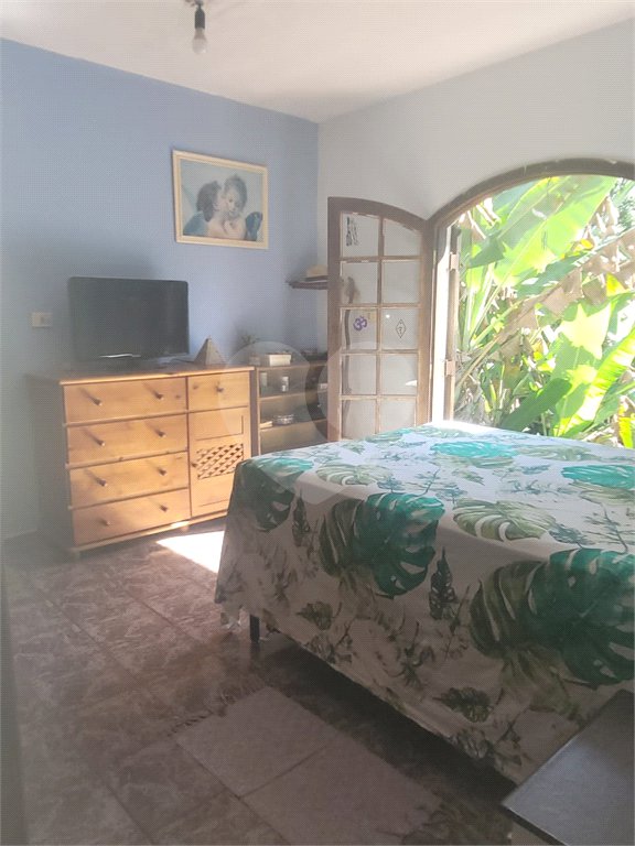 Chácara à venda com 3 quartos em Parque Alvorada, Suzano, SP