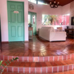 Casa à venda com 3 suítes no condomínio Chacarás Bela Vista, Mairiporã - SP