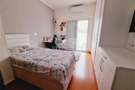Sobrado à venda com 3 quartos, sendo 1 suíte, em Parque Residencial Villa dos Inglezes, Sorocaba, SP
