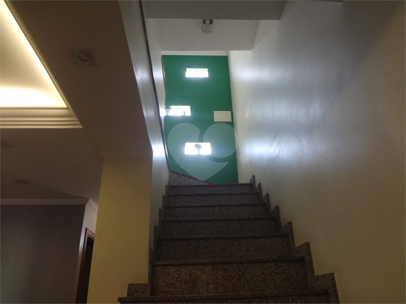 Sobrado à venda com 4 suítes em Santa Teresinha, São Paulo, SP