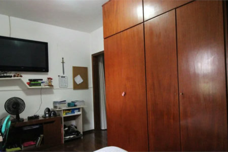 Sobrado à venda com 4 suítes em Vila Cordeiro, São Paulo, SP