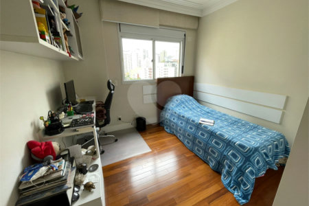 Apartamento à venda com 4 quartos, sendo 3 suítes, em Perdizes, São Paulo, SP