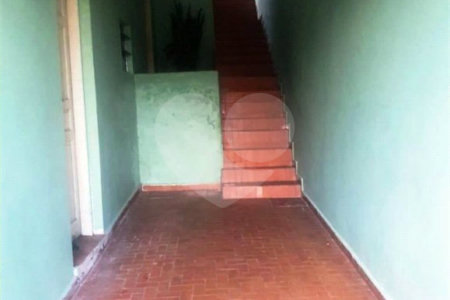 Casa de Vila à venda com 3 quartos em Jardim São Roque, São Paulo, SP