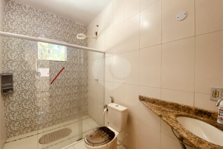 Casa em condomínio para alugar com 2 quartos, sendo 1 suíte, em Caravelas, Armação dos Búzios, RJ