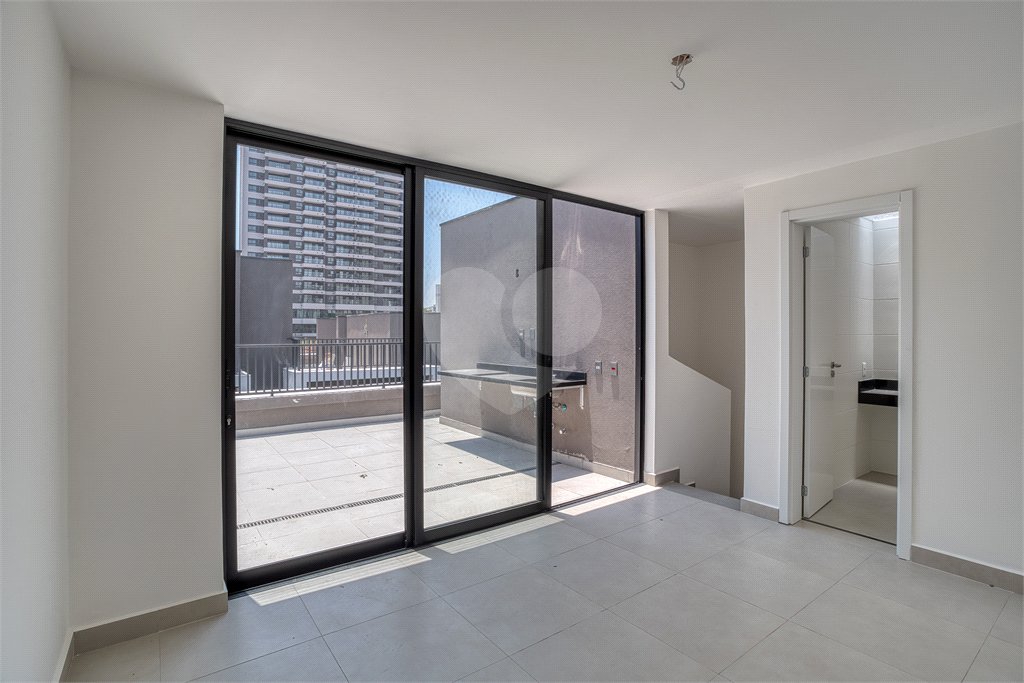 Casa à venda com 4 quartos, sendo 1 suíte, no condomínio Cube Campo Belo, São Paulo - SP