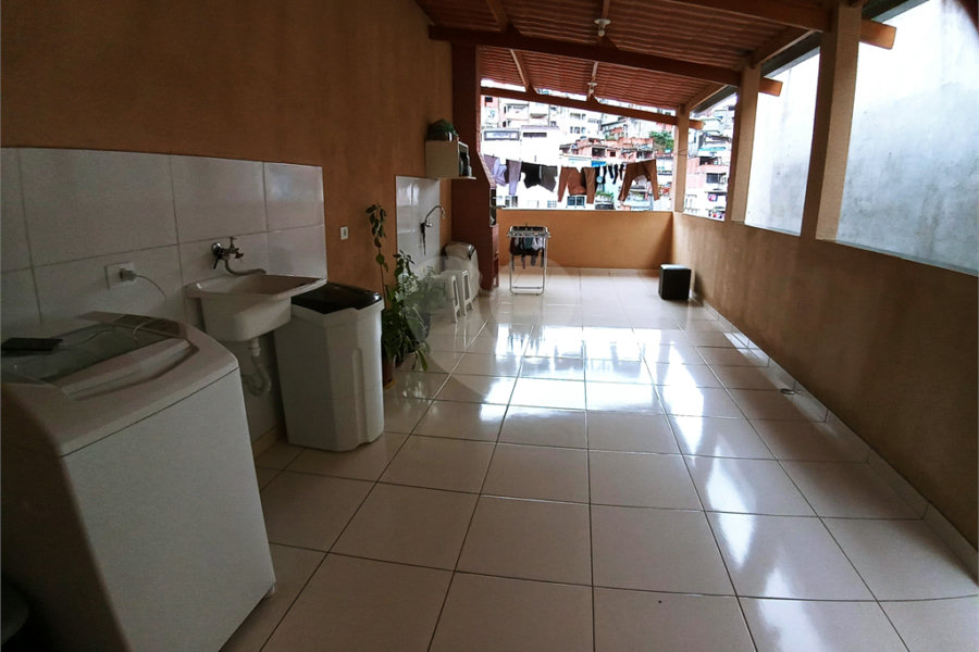 Sobrado à venda com 3 quartos no Brasilândia, São Paulo, SP
