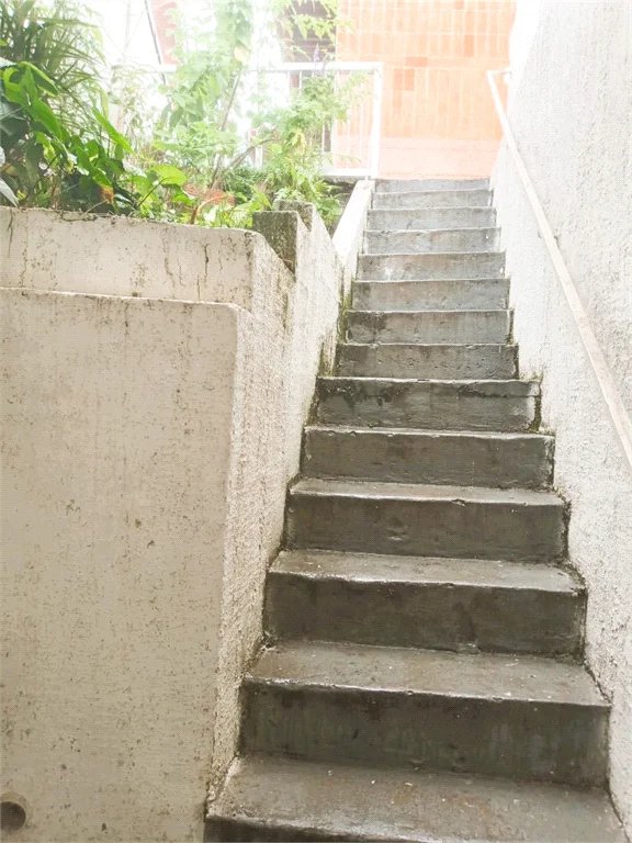 Casa à venda ou para alugar com 7 quartos, sendo 2 suítes, em Jardim Peri Peri, São Paulo, SP