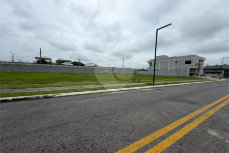 Terreno à venda no condomínio Jardim das Nações, São José dos Campos - SP