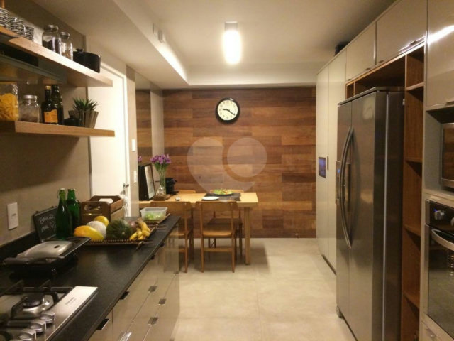 Apartamento à venda com 3 suítes em Granja Julieta, São Paulo, SP