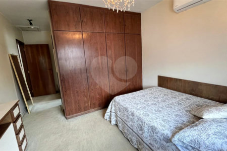 Casa à venda com 4 quartos, sendo 2 suítes, em Lar São Paulo, São Paulo, SP