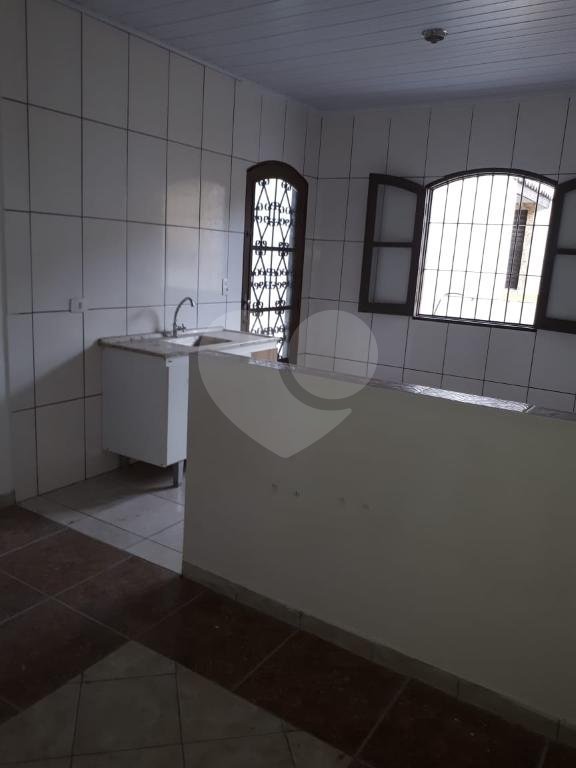 Sobrado à venda com 2 quartos em Tremembé, São Paulo, SP
