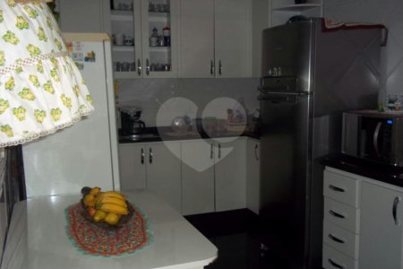 Sobrado à venda com 3 quartos, sendo 1 suíte,  em Jardim do Colégio (zona Norte), São Paulo, SP