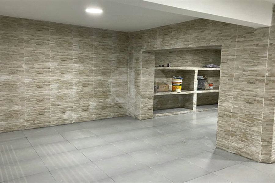 Sobrado à venda com 4 quartos, sendo 1 suíte, em Tremembé, São Paulo, SP