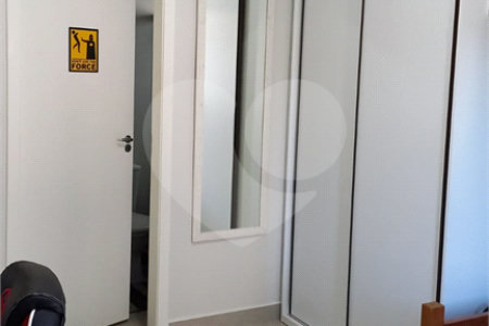 Casa à venda com 3 suítes no condomínio Residencial Marchant Buarque, Atibaia - SP