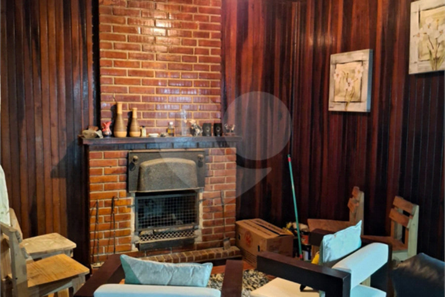 Casa à venda ou para alugar com 3 quartos, sendo 2 suítes, no condomínio Jardim da Montanha I, Mairiporã - SP