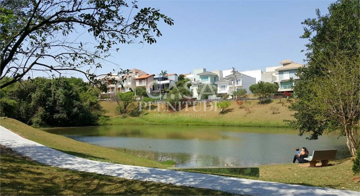 Casa em condomínio à venda com 3 quartos, sendo 1 suíte, em Aparecidinha, Sorocaba, SP