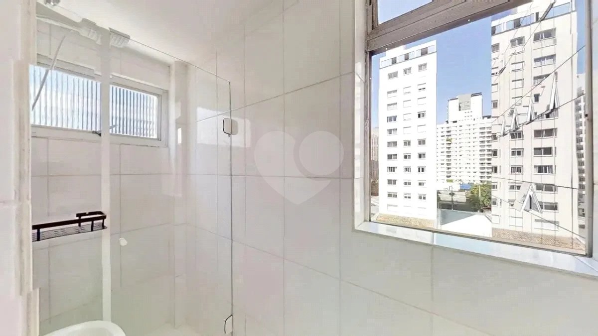 Apartamento para venda em Itaim Bibi com 3 quartos, sendo 1 suíte, 78m²