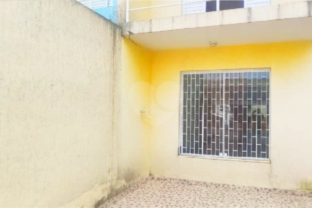 Sobrado à venda com 3 quartos, sendo 1 suíte,  em Cidade São Francisco, São Paulo, SP