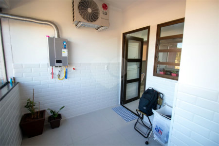 Apartamento à venda com 3 quartos, sendo 1 suíte,  no Centro, Mairinque, SP