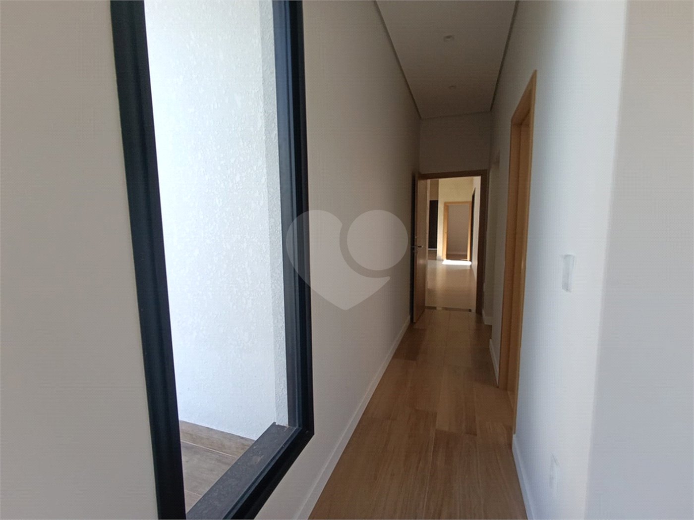 Casa à venda com 3 suítes no condomínio Villa Sapezal, Indaiatuba - SP