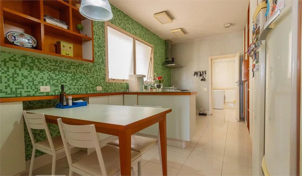Apartamento à venda com 4 quartos, sendo 1 suíte, em Cidade Monções, São Paulo, SP