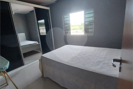 Casa à venda com 4 quartos, sendo 1 suíte, no condomínio Gramado do Mendanha, Rio de Janeiro - RJ