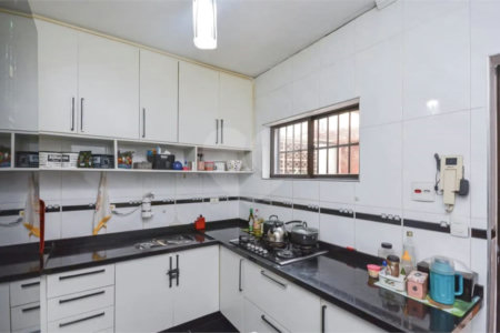 Casa à venda com 4 quartos em Socorro, São Paulo, SP