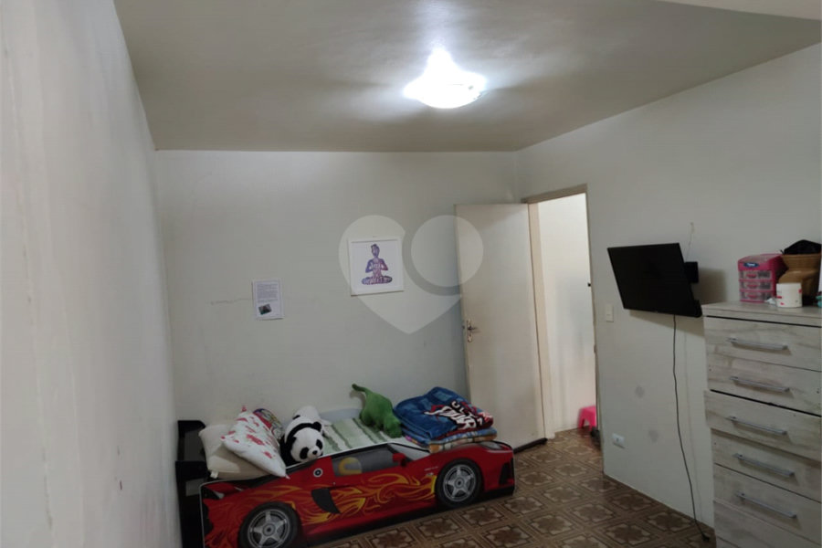 Sobrado à venda com 2 quartos no Brasilândia, São Paulo, SP