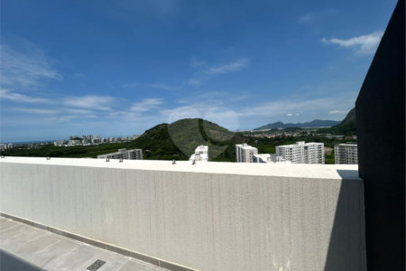 Cobertura à venda com 3 quartos, sendo 1 suíte, em Jacarepaguá, Rio de Janeiro, RJ