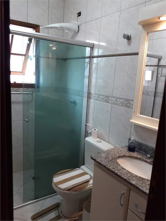 Sobrado à venda com 3 suítes em Ferreira, São Paulo, SP
