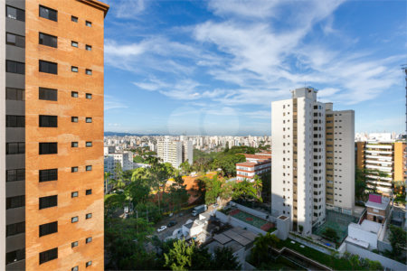 Apartamento à venda com 3 suítes em Alto da Lapa, São Paulo, SP